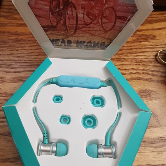 New Flow BT wireless headphones - Picture 4 of 5